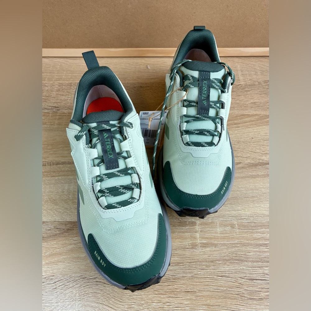 NWT Adidas Water-Resistant Hiking Shoes Women 8 - Picture 3 of 8